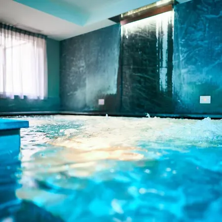 Crozzon Hotel 4*