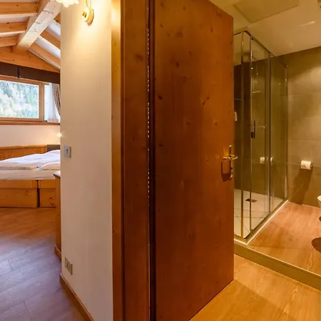 Crozzon Hotel 4*
