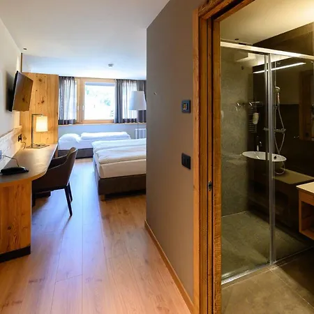 Hotel Crozzon 4*