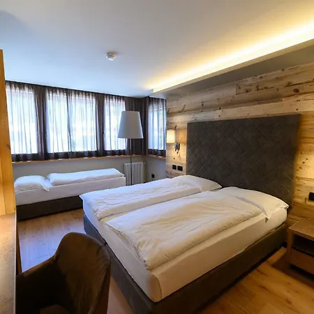 Crozzon Hotel 4*