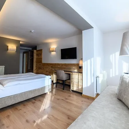 Crozzon 4* Madonna di Campiglio