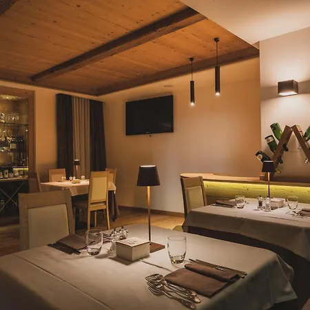 Crozzon Hotel 4*