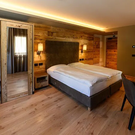 Hotel Crozzon